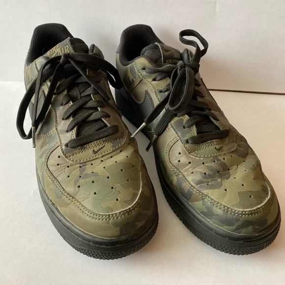 REFLECTIVE CAMO AIR FORCE 1’s - Picture 2 of 4